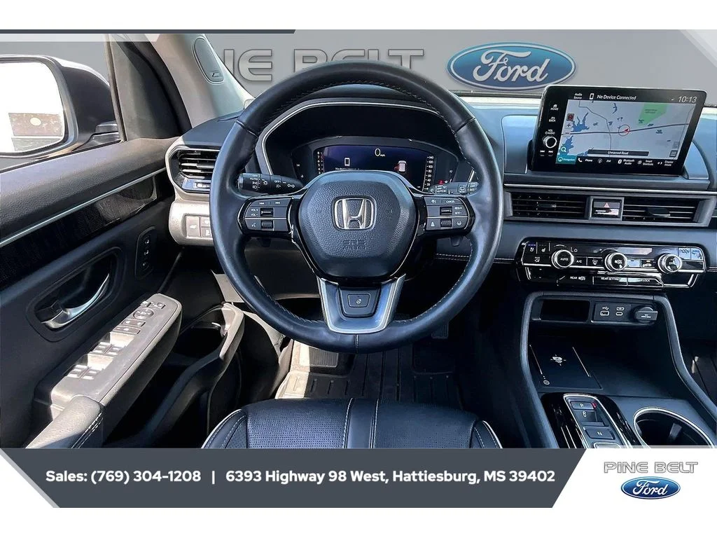Used 2023 Sonic Gray Pearl Honda Elite image 5