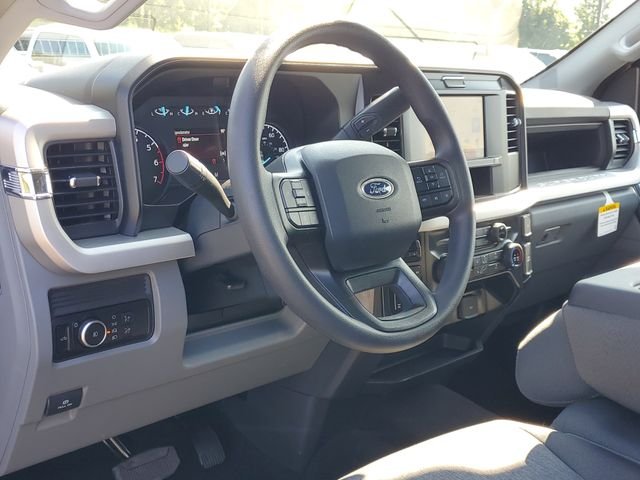 New 2026 Oxford White Ford F-250® XL image 45