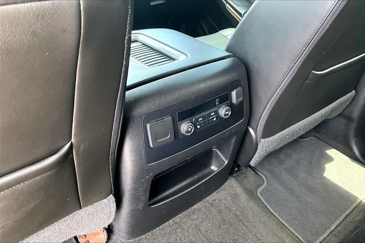 Used 2018 Black GMC Denali image 10