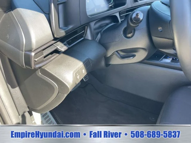 Used 2026 Gray Hyundai SEL Sport image 14