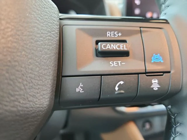 New 2026 White Nissan Platinum image 26