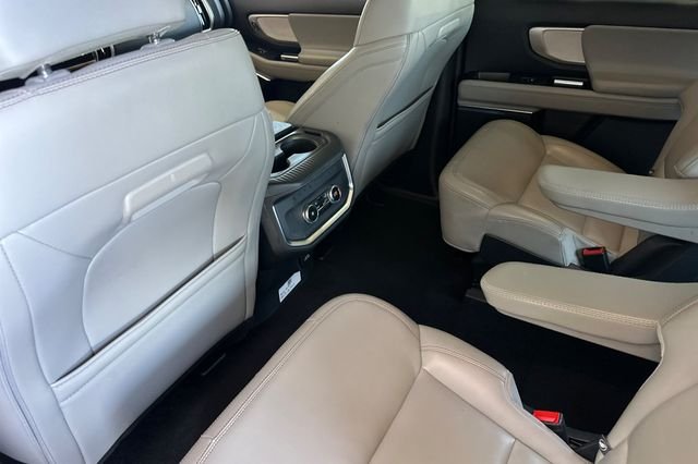 Used 2025 Gray Ford Active image 12