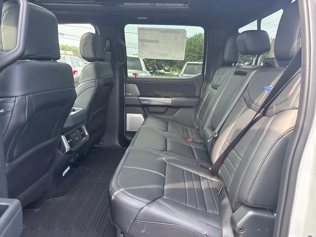 New 2026 Avalanche Ford F-250® Platinum® image 18