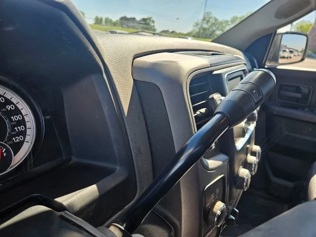 Used 2017  Ram Tradesman image 23