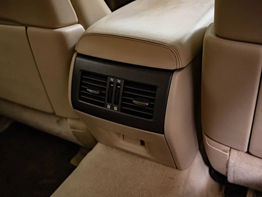 Used 2011 Obsidian Lexus 460 image 36