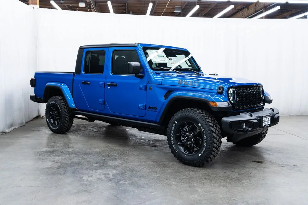 2026 Jeep Gladiator Willys Auto's photo