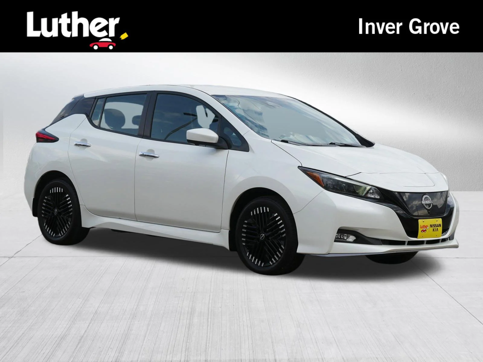 2024 Nissan Leaf SV PLUS's photo