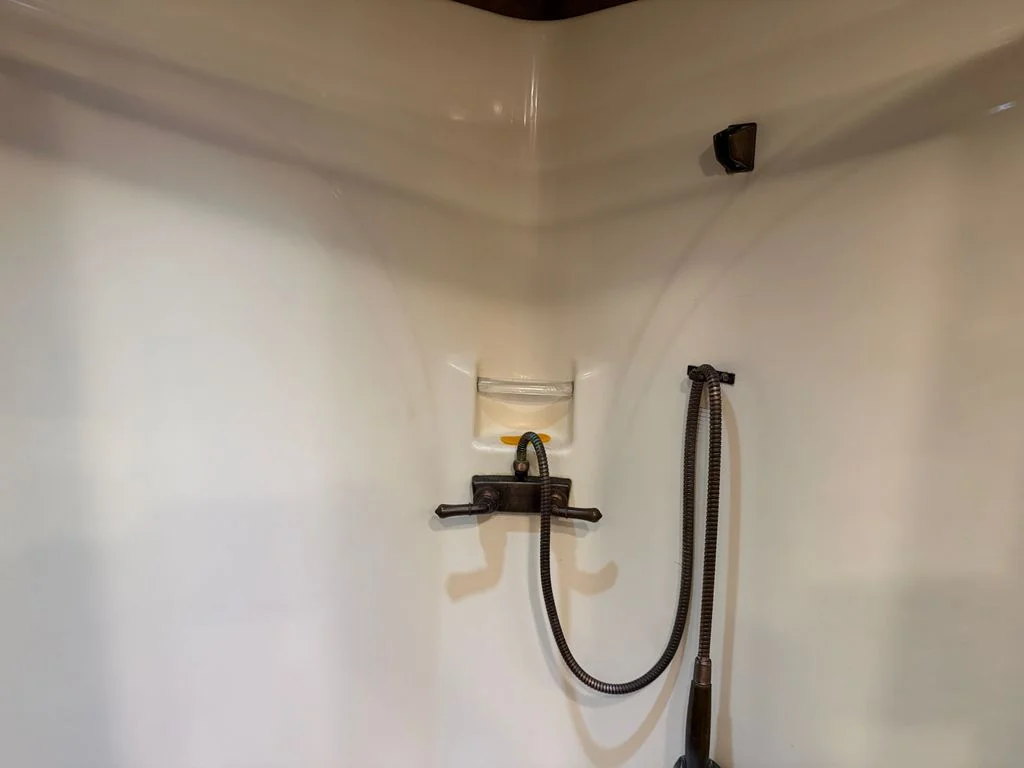 Used 2014  Tiffin  image 41