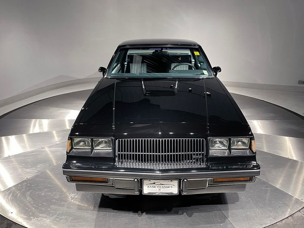 Used 1987 Black Buick Grand National image 19