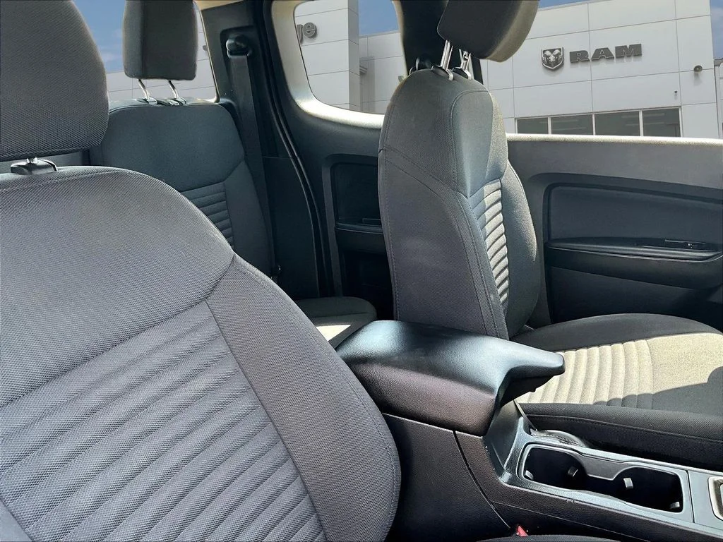 Used 2022 White Ford XL image 32