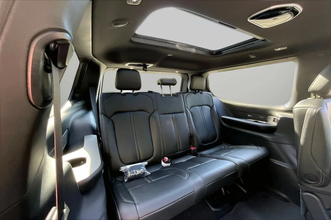 New 2026 High Gloss Black Jeep Limited Altitude image 24