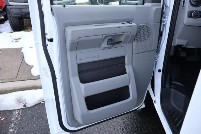 2026 Ford E-Series Cutaway Base - Photo 44