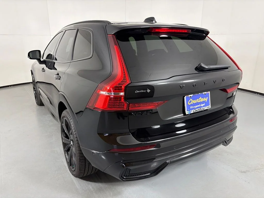 Used 2024 Black Volvo Ultimate image 5