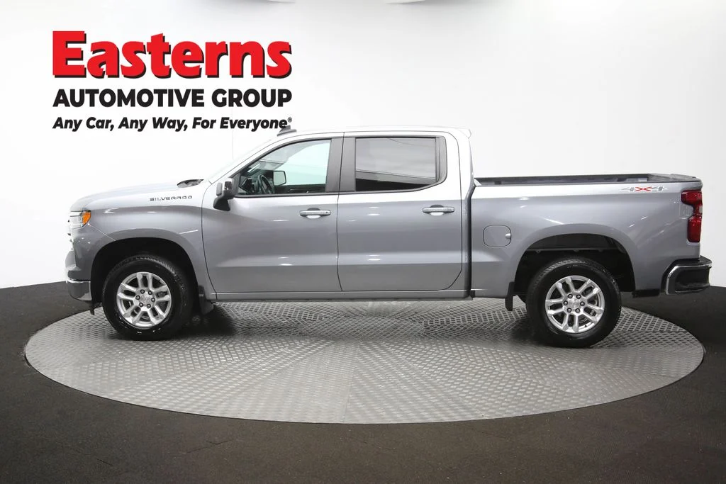 Used 2023 Gray Chevrolet LT image 62