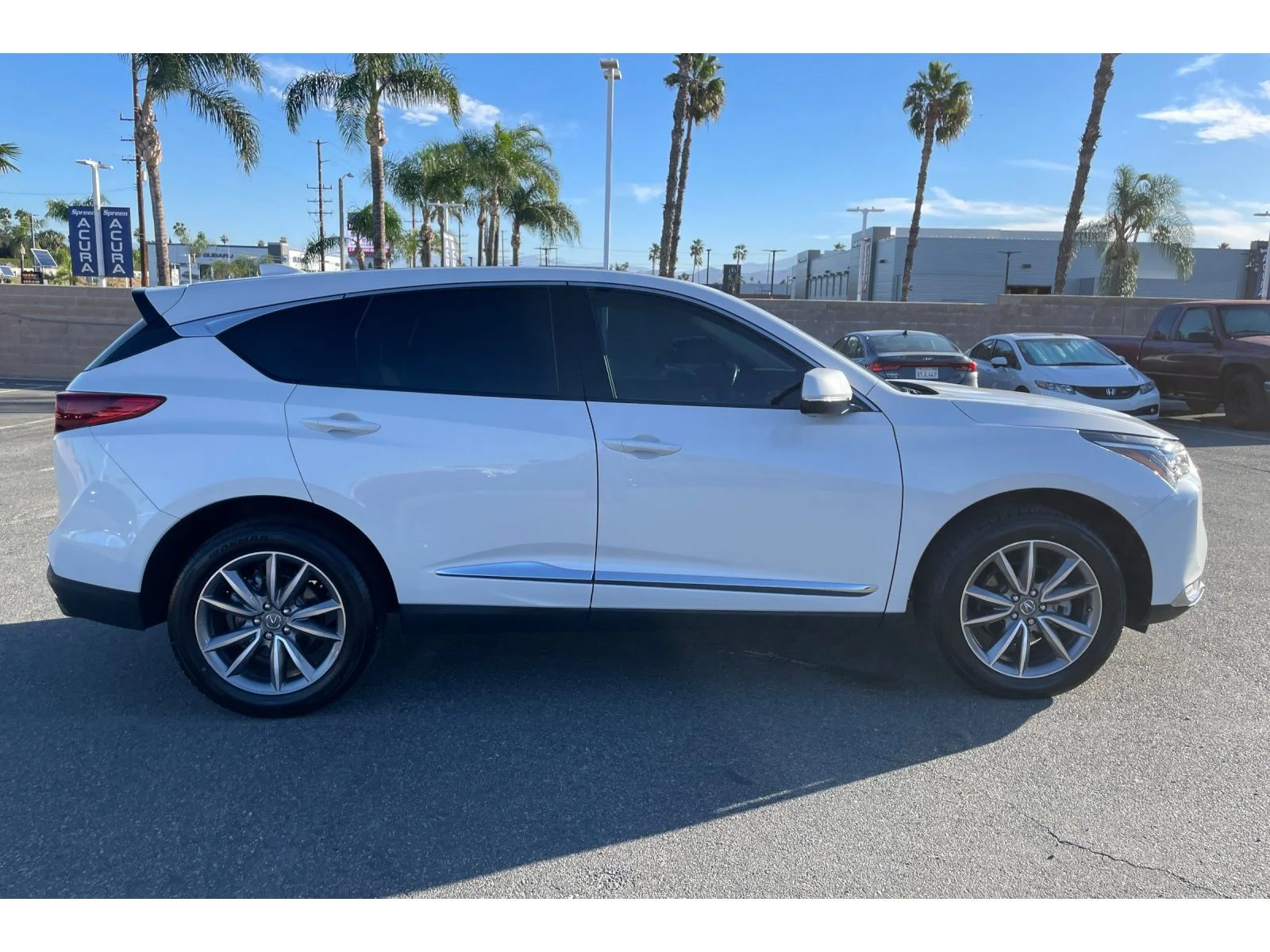 Used 2023 Platinum White Pearl Acura w/Technology Package image 6