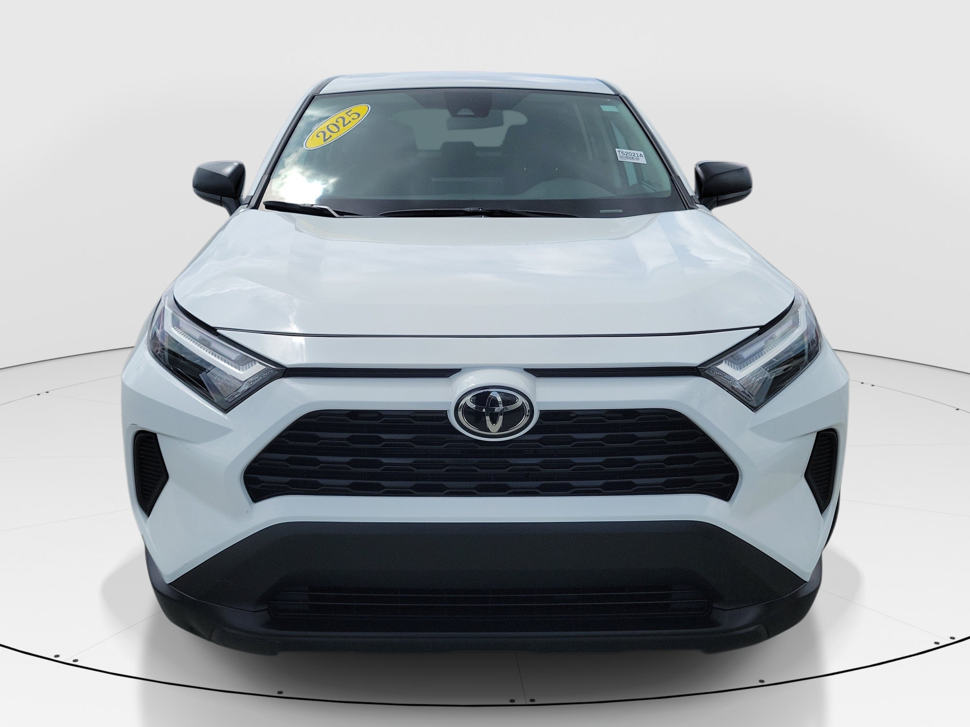 Used 2025 Ice Toyota LE image 2