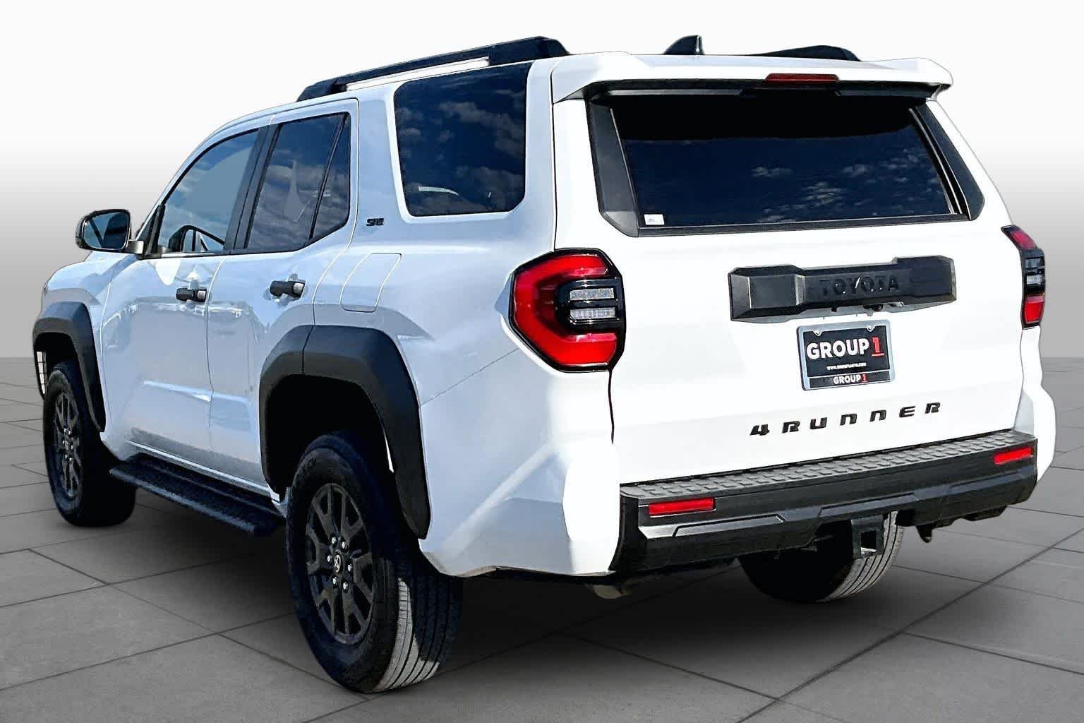 Certified Used 2025 Ice Cap Toyota SR5 image 11
