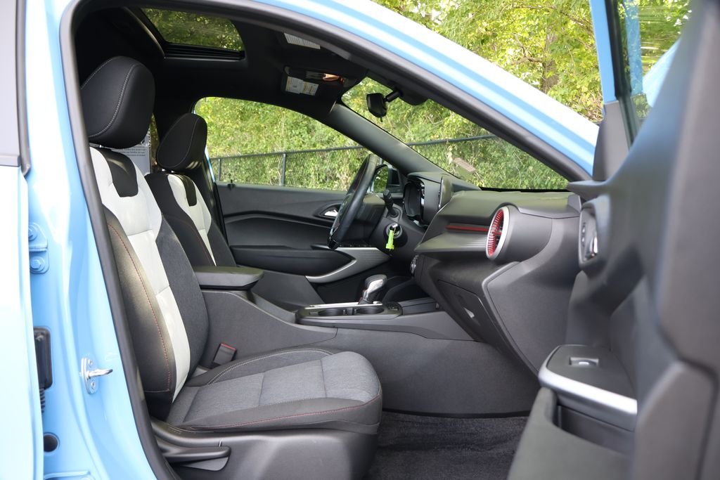 2024 Chevrolet Trax RS - Photo 41