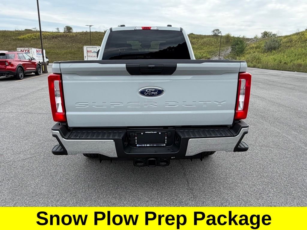 New 2026 Avalanche Ford F-250® XLT image 4