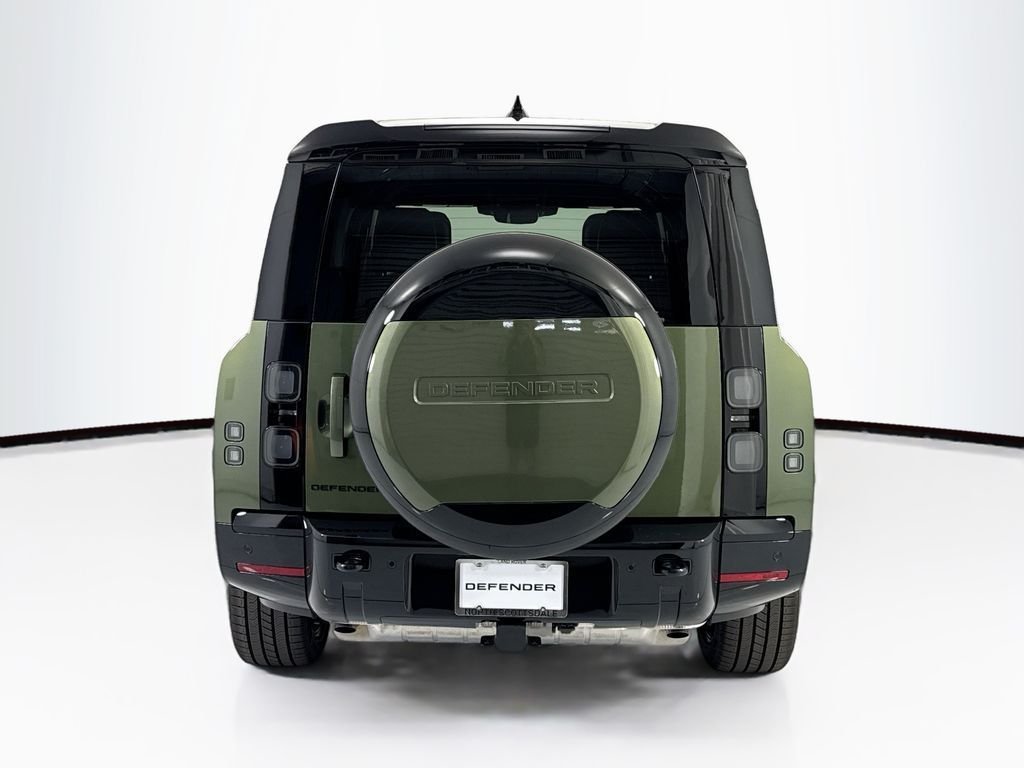 New 2026 Woolstone Green Land Rover X-Dynamic SE image 6