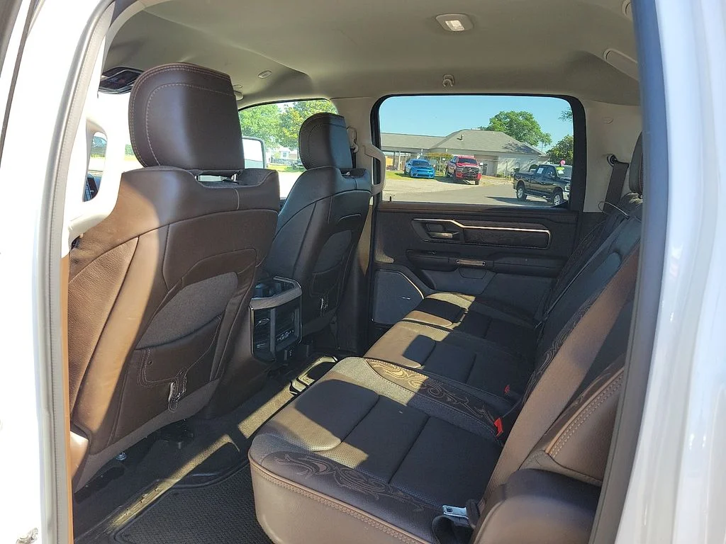 Used 2025 White Ram Limited image 11