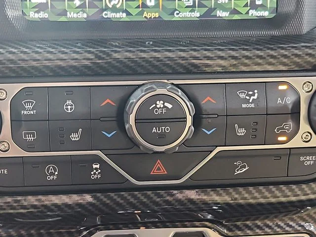 Used 2018 Orange Jeep Unlimited Sahara image 35