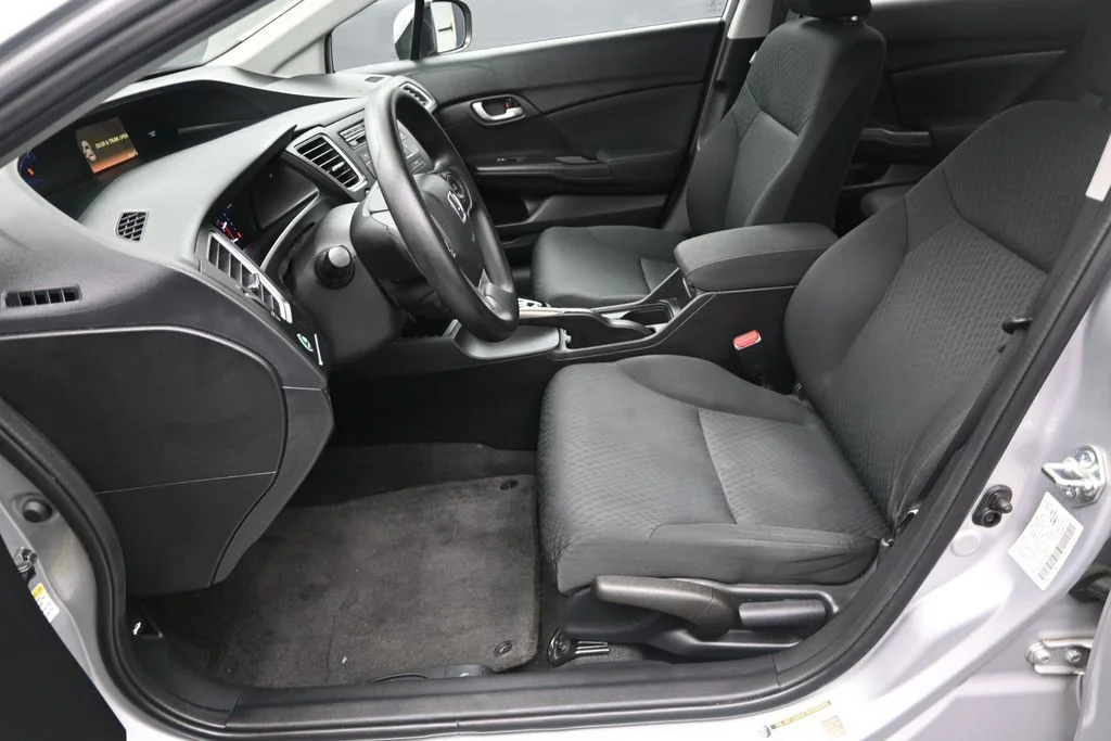 Used 2015 Silver Honda LX image 13
