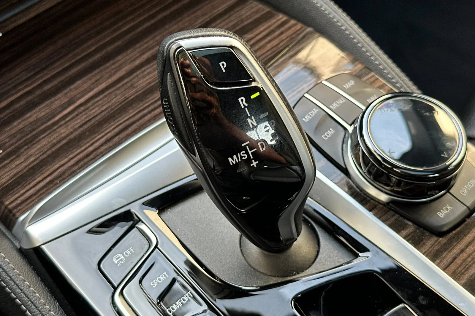 Used 2023 Carbon Black Metallic BMW 540i xDrive image 20