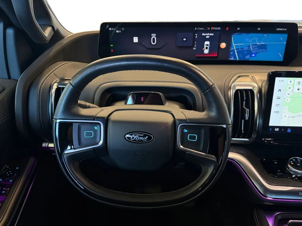 Used 2025 Gray Ford Platinum image 17