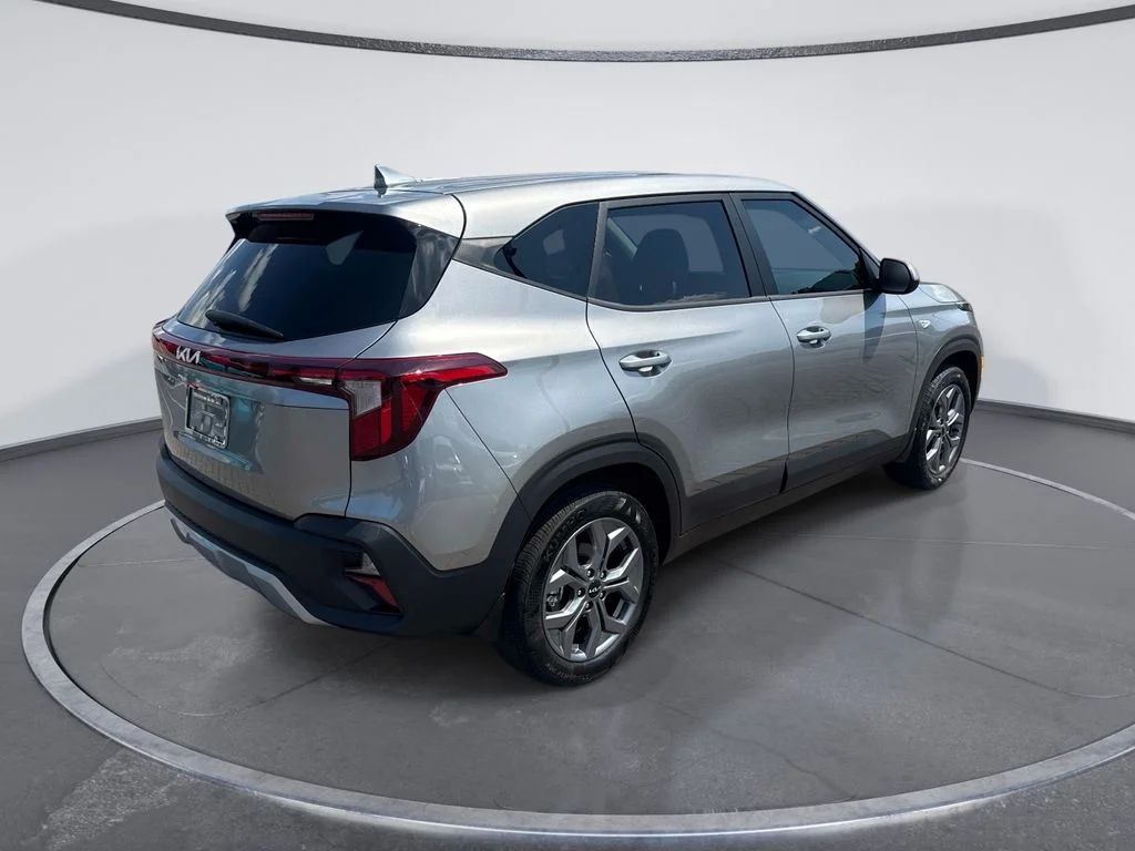 Used 2026 Gray Kia LX image 7