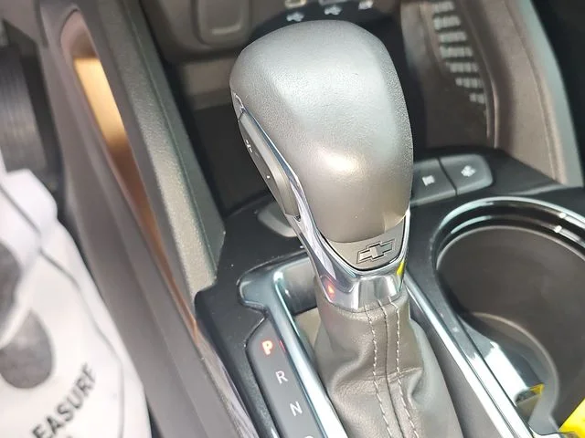 Used 2023 Gray Chevrolet ACTIV image 18