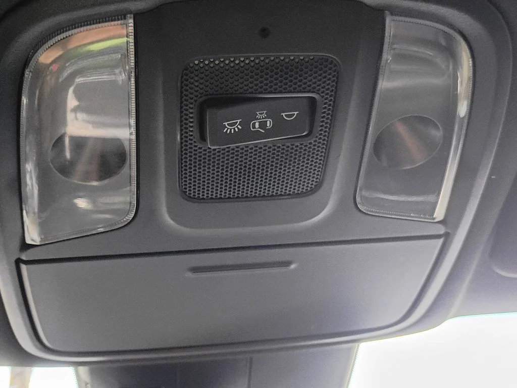 Used 2020 Snow White Pearl Kia GT-Line image 22