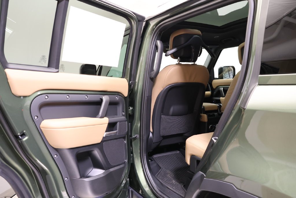 Used 2026 Woolstone Green Metallic Land Rover S image 35