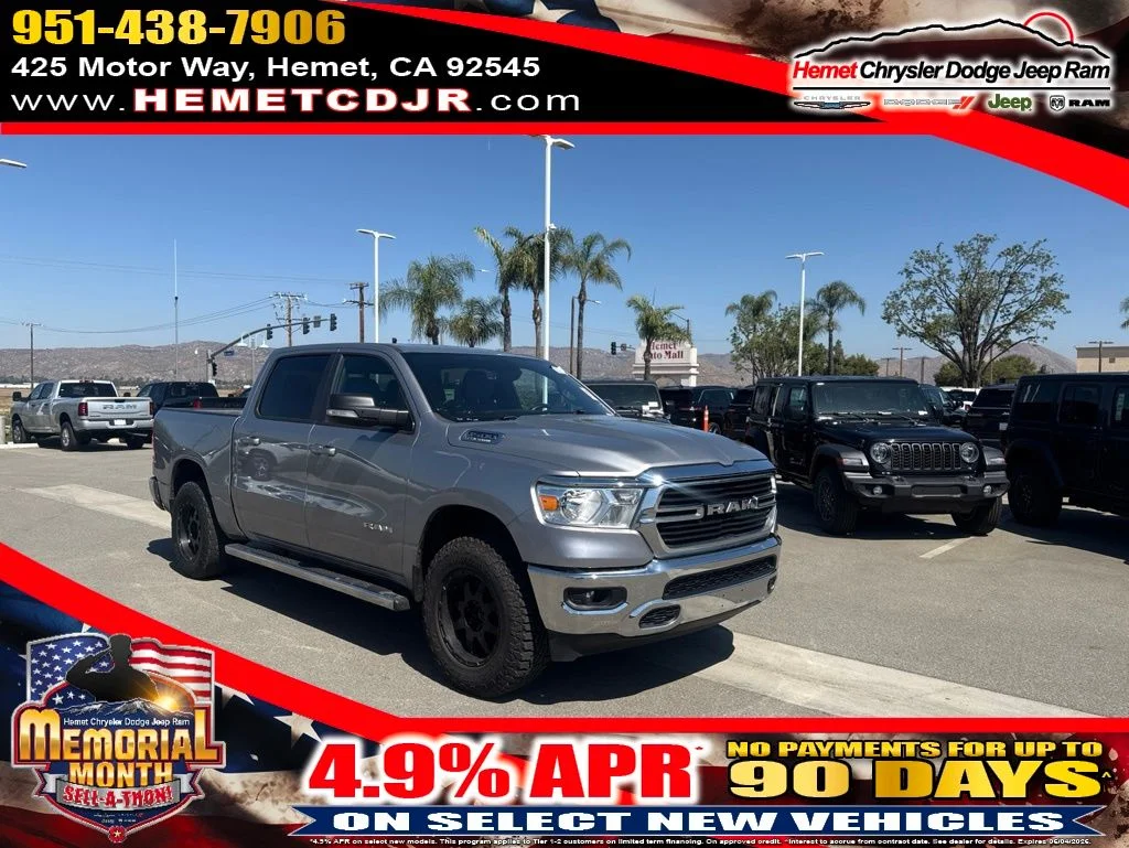 2021 RAM 1500 Big Horn/Lone Star 4x4 Crew Cab 5'7's photo