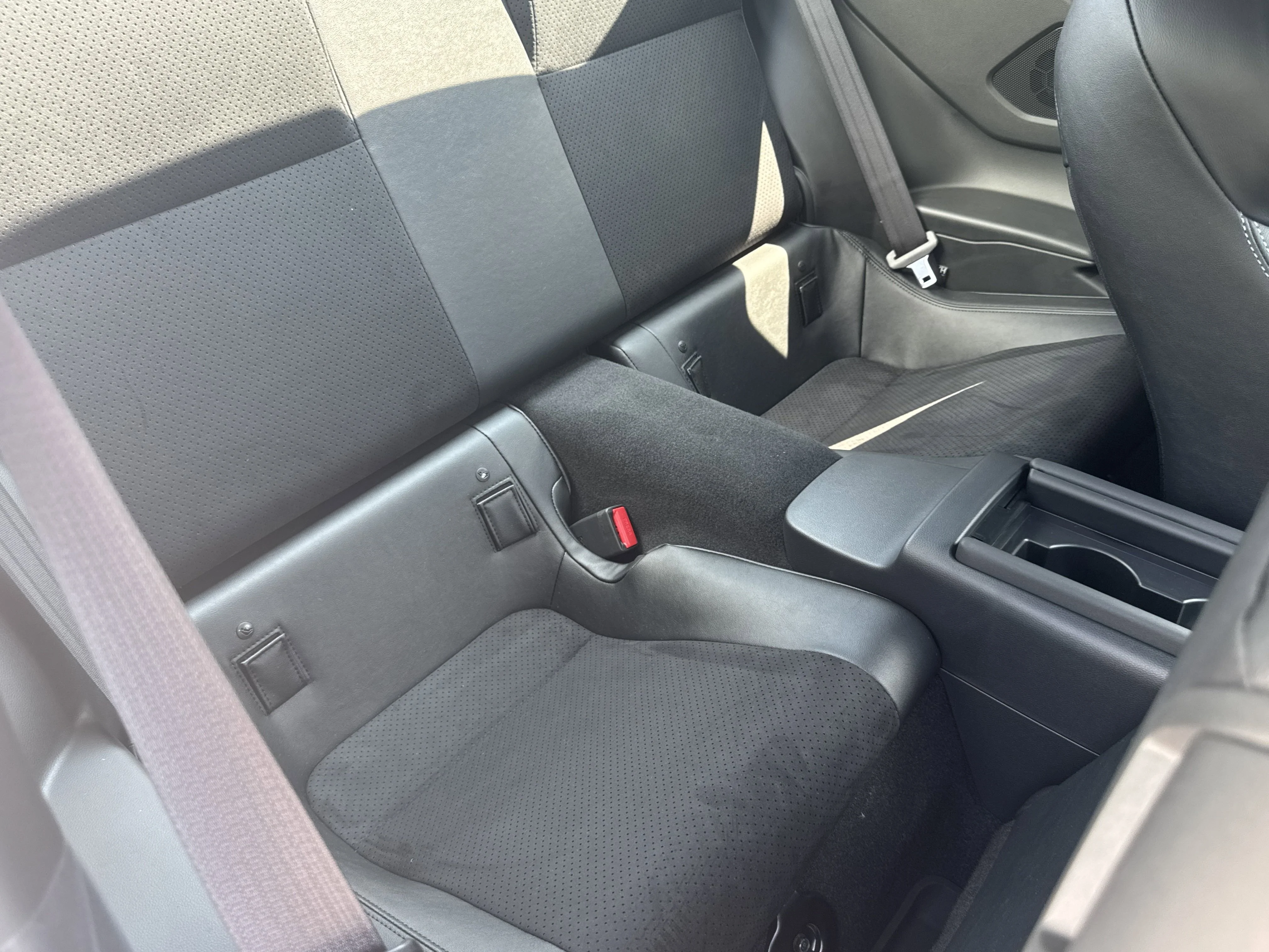 2025 Toyota GR86 Premium - Photo 28
