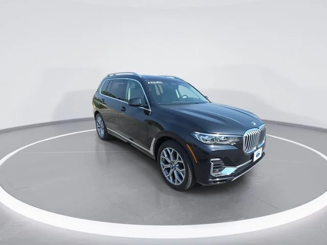 Used 2021 Black BMW xDrive40i image 2