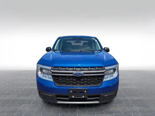 Used 2024 Blue Ford XLT image 2