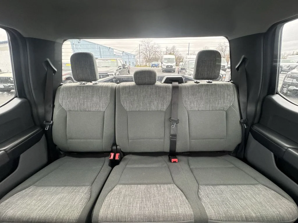 Used 2023 Blue Ford XLT image 22