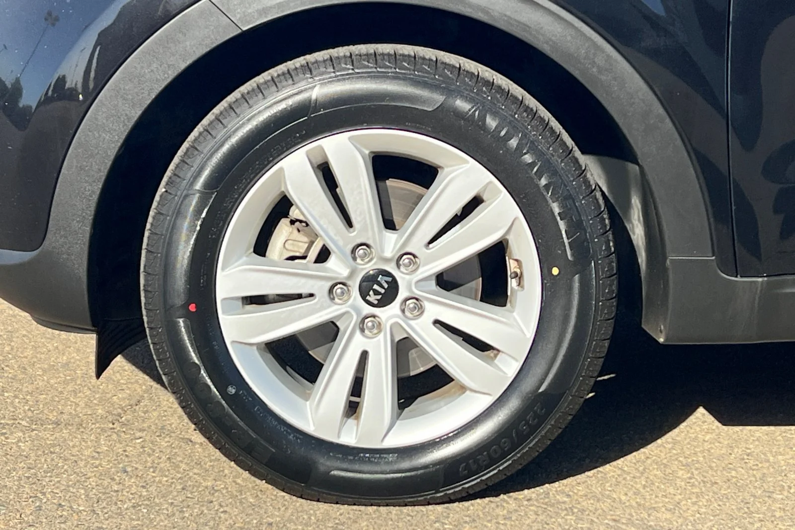 Used 2019 Red Kia LX image 25