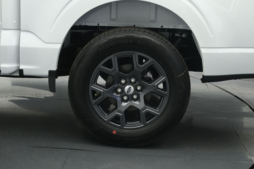 New 2026 Oxford White Ford STX image 21