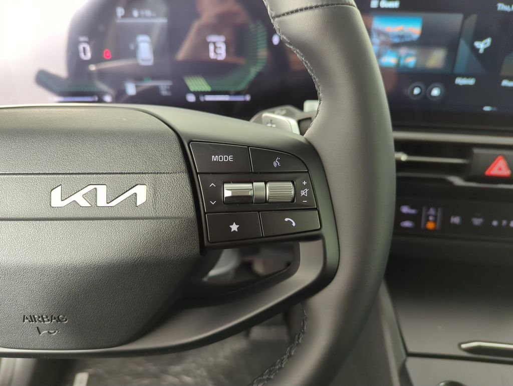 New 2026 Fusion Black Kia LX image 23