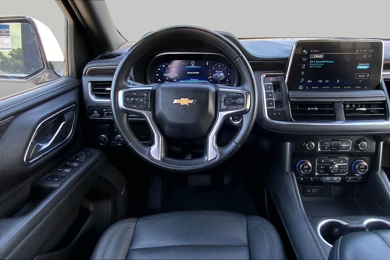 Used 2024 Summit White Chevrolet LT image 6