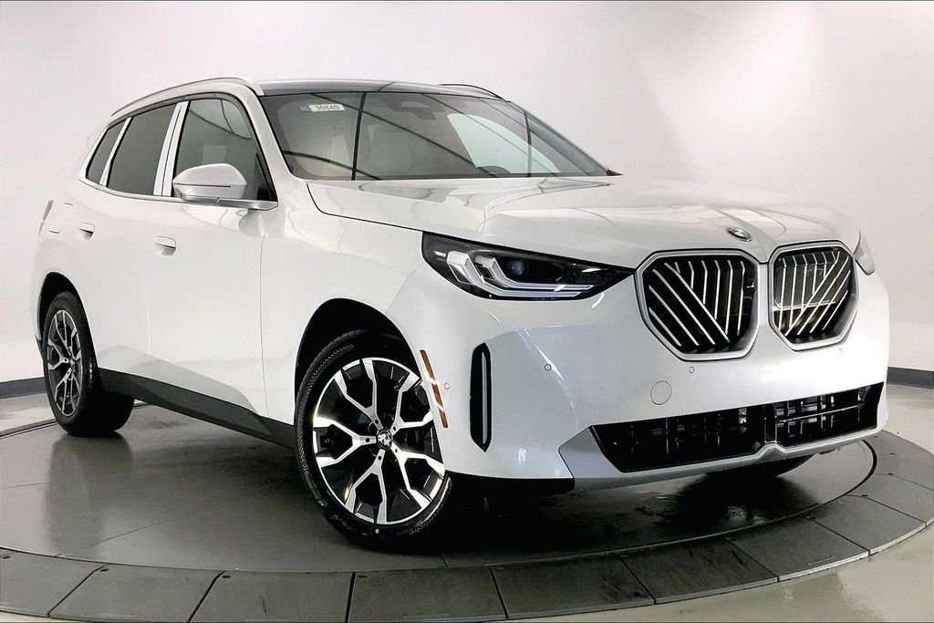 2026 BMW X3 30 XDRIVE's photo
