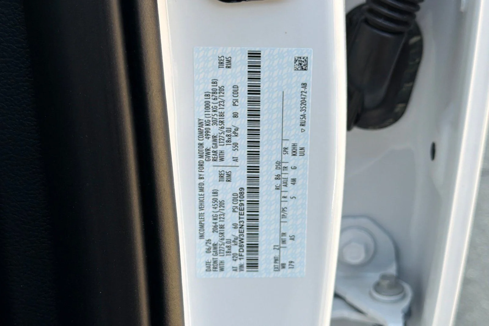 New 2026 Oxford White Ford F-350® XL image 29