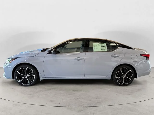 New 2026 Gray Nissan 2.5 SR image 2