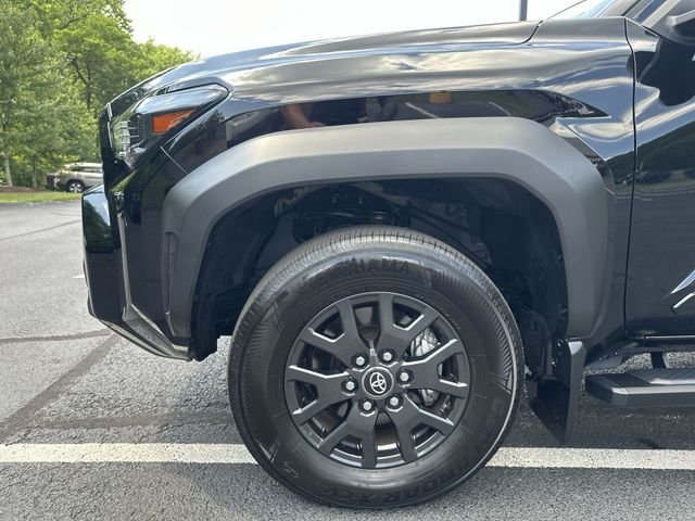 Certified Used 2025  Toyota SR5 image 19