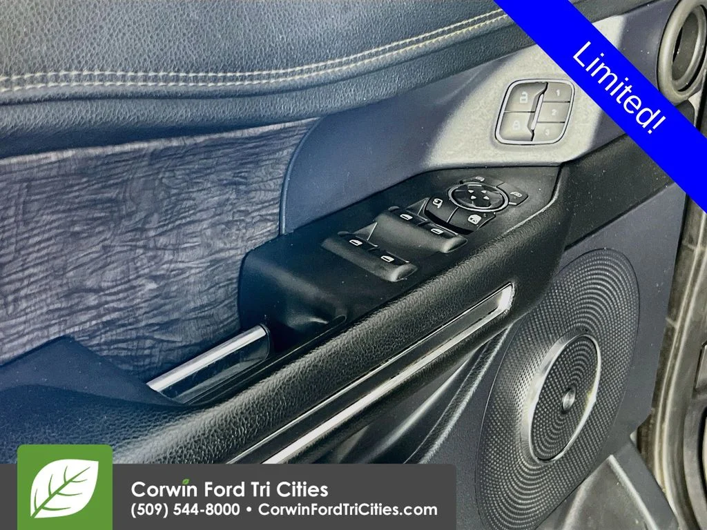 Used 2021 Magnetic Ford Limited image 12