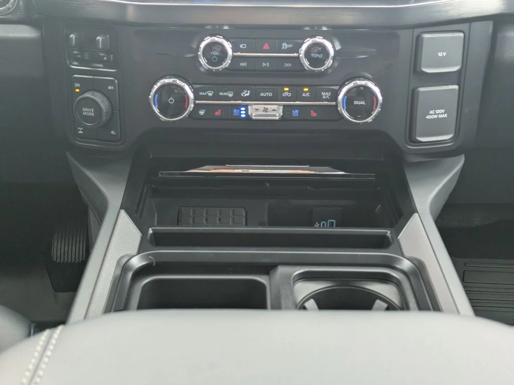 New 2026 Marsh Gray Ford Lariat image 19