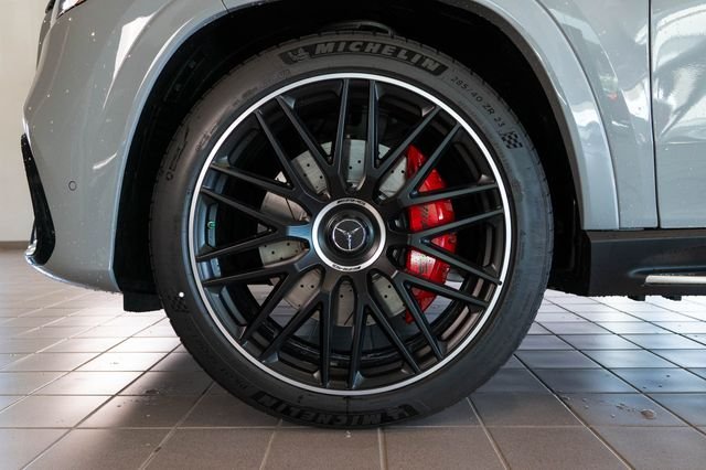 New 2026 MANUFAKTUR Alpine Grey Mercedes-Benz GLS 63 AMG® image 9