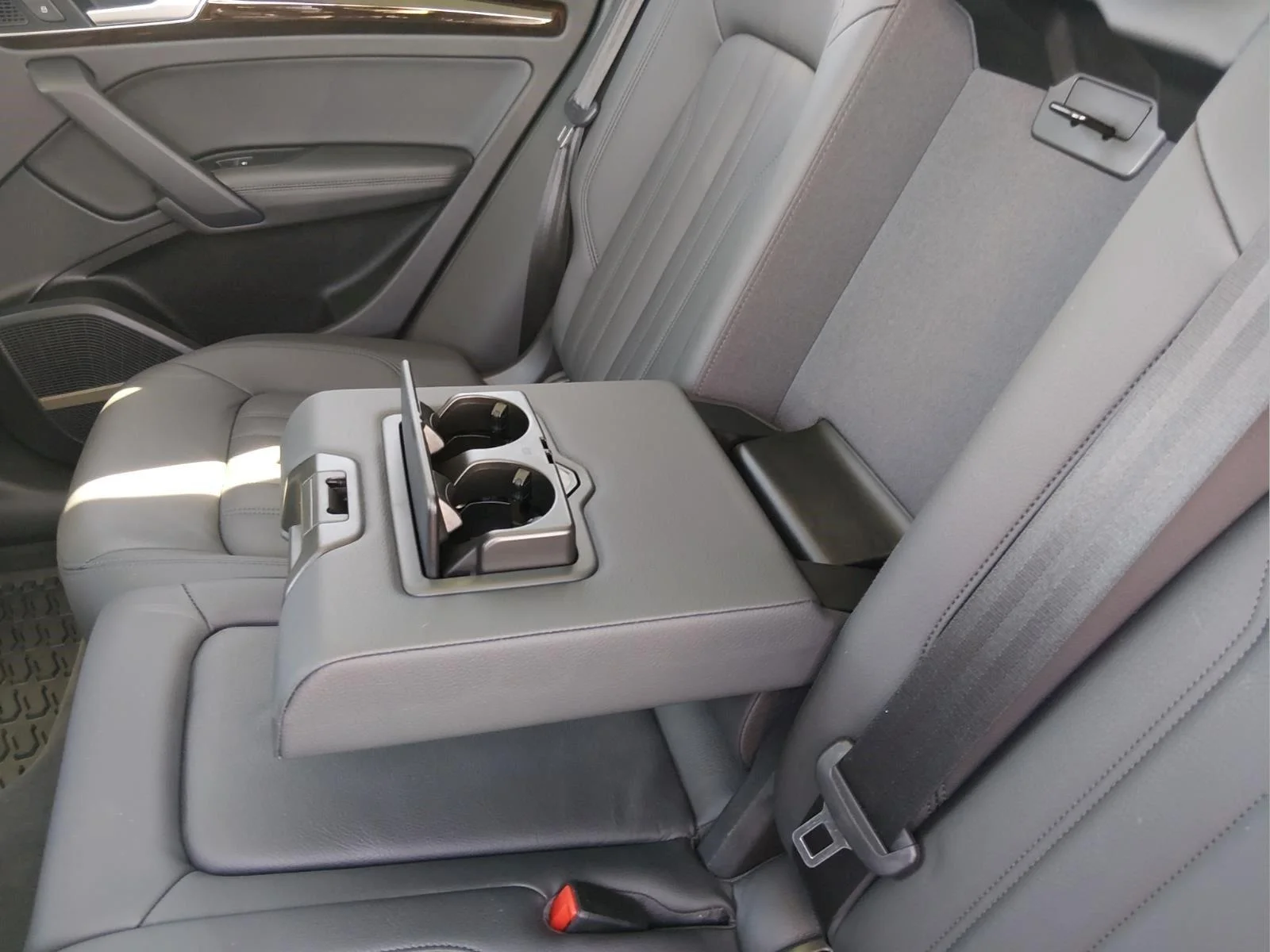 Used 2019 Manhattan Gray Metallic Audi Premium Plus image 20